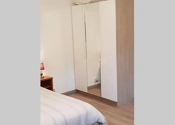 Le Longchamp Apartment *